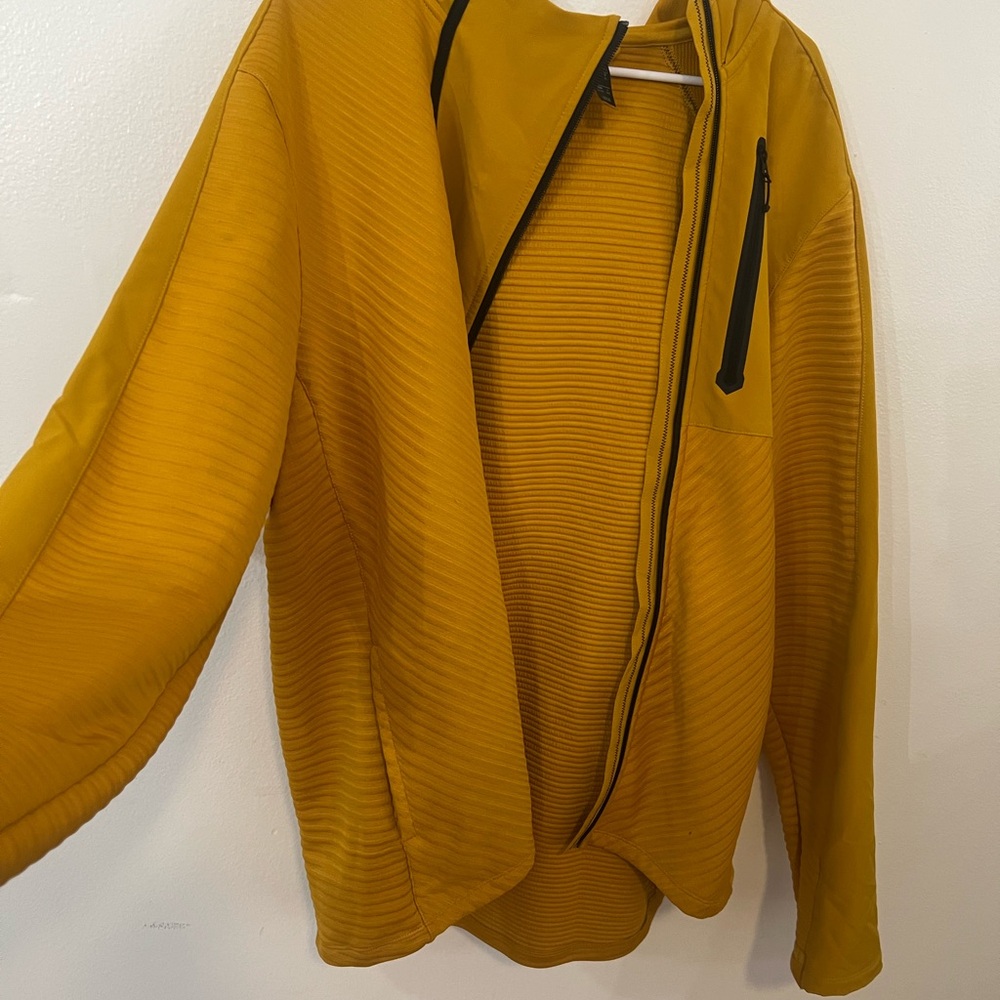 Adidas Men's Yellow Performance Jacket - Picture 5 of 10